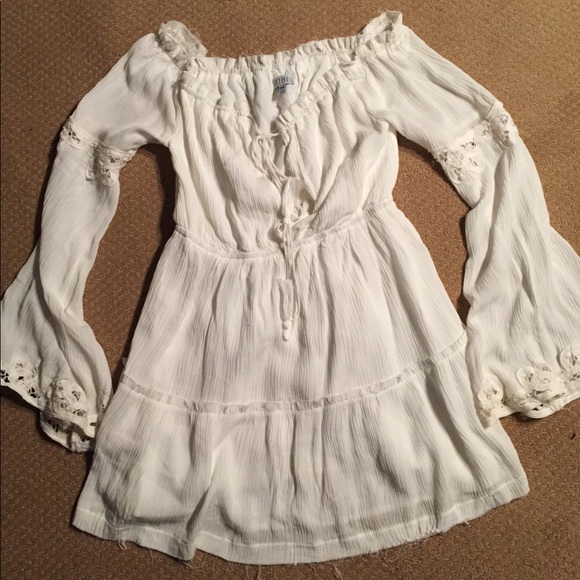 Tobi off the shoulder dress - Picture 3 of 4